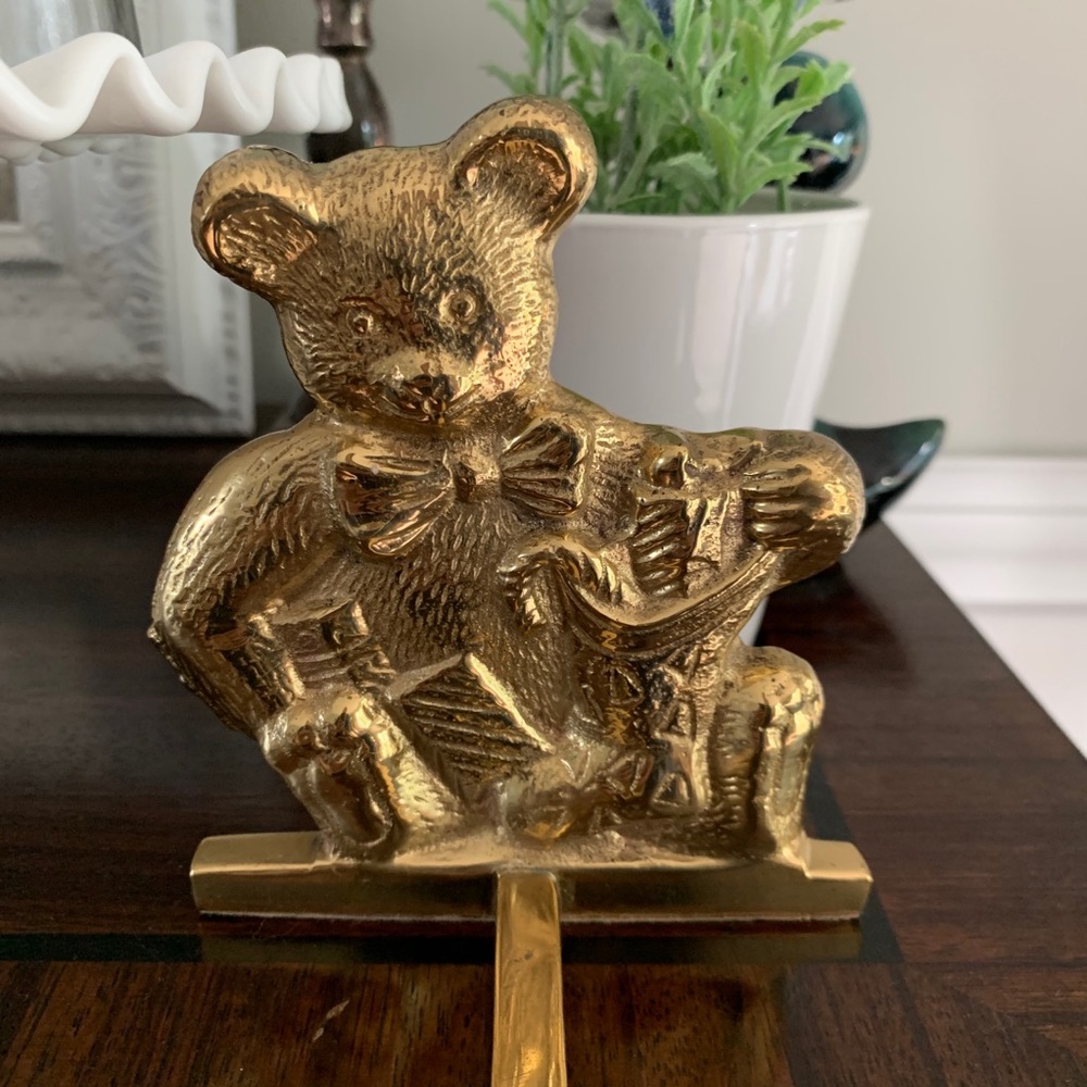 VTG Brass Teddy Stocking Holder